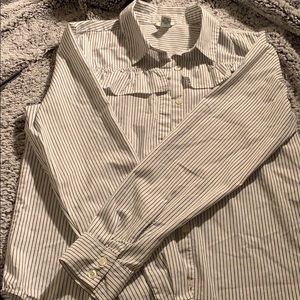 ✨ Forever21 button down striped shirt